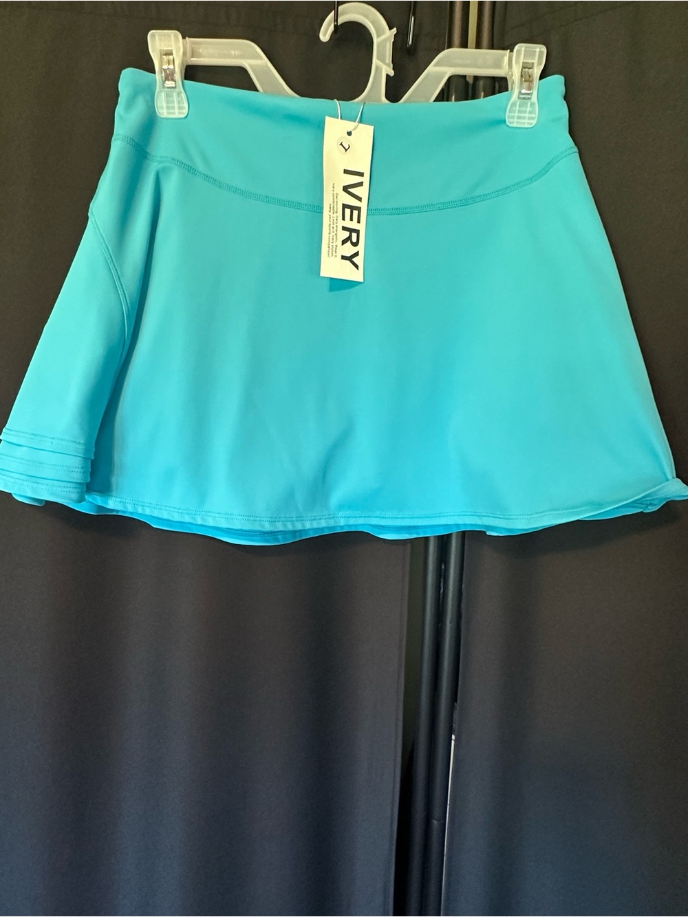 NWT IVERY Turquoise Athletic Skort Tennis Golf Skirt with Built-In Shorts
